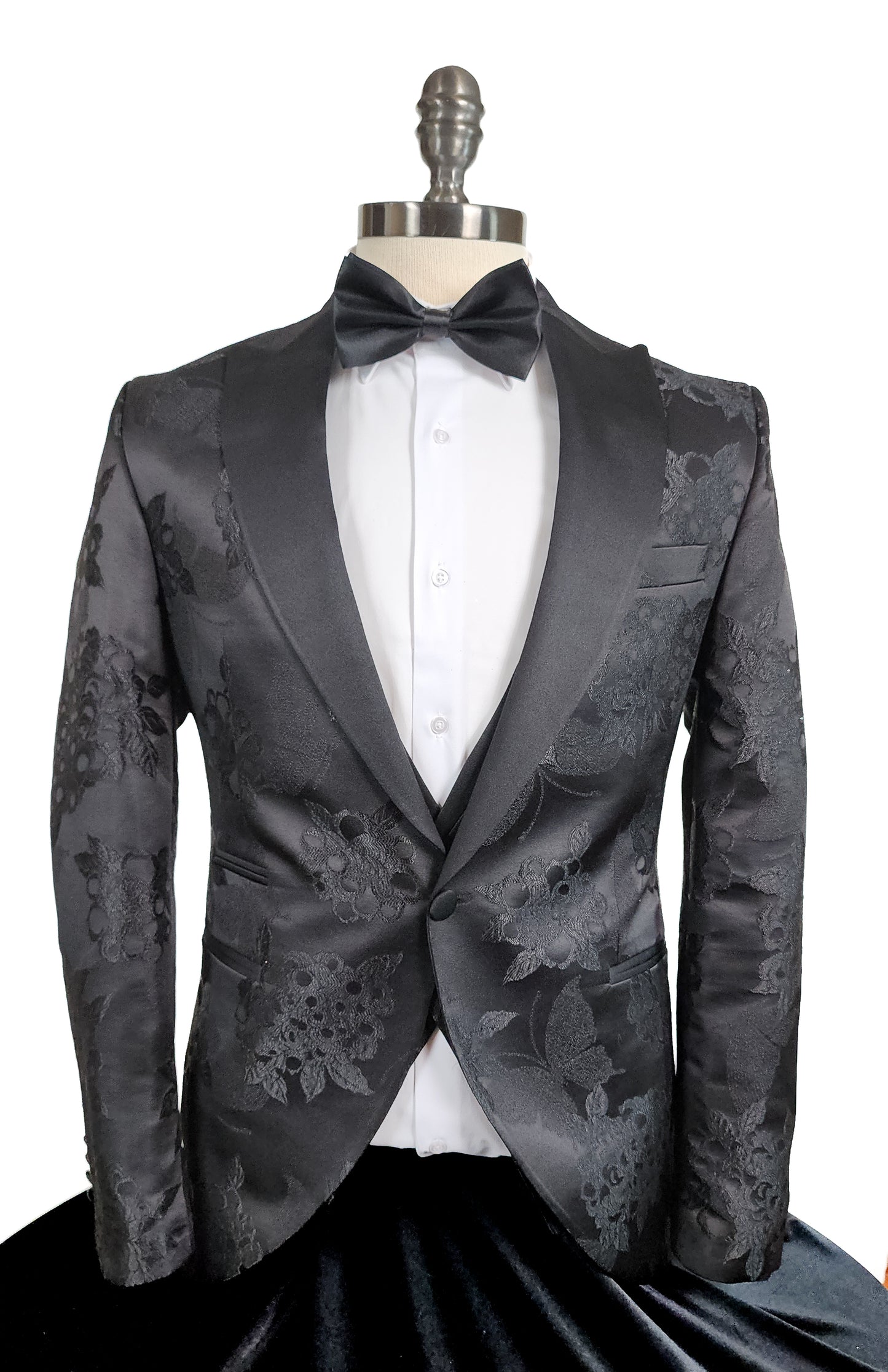 Onyx Floral Tuxedo