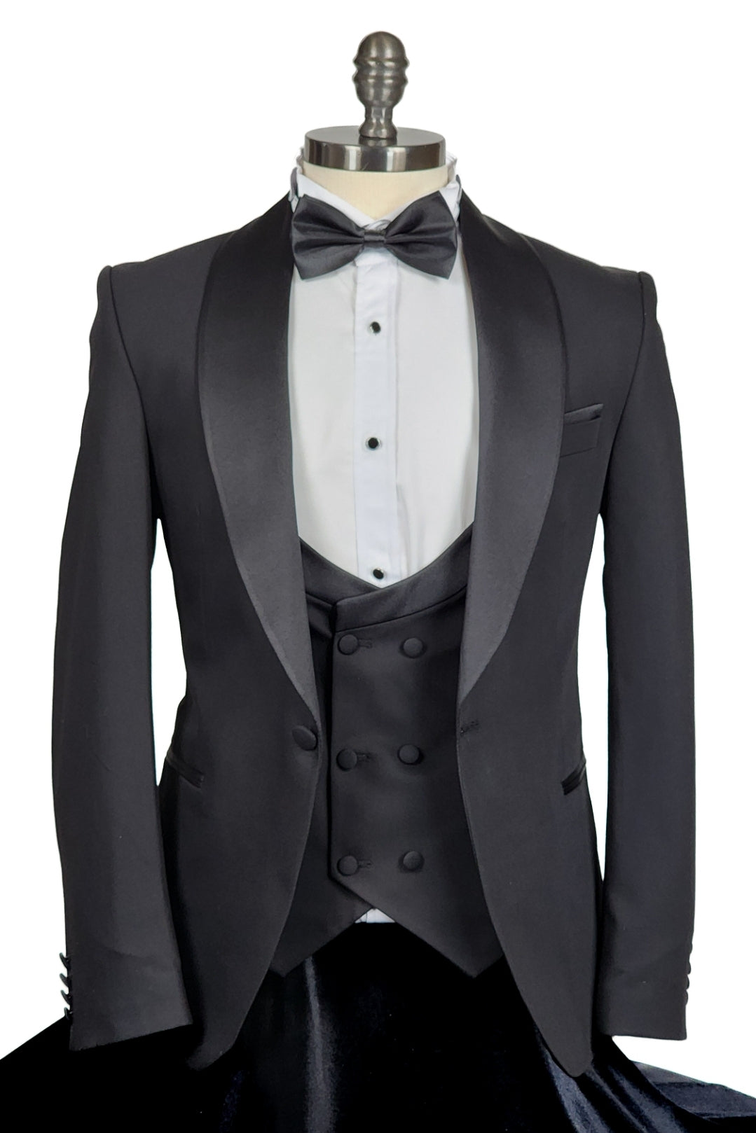 Timeless Black Slim-Fit Tuxedo